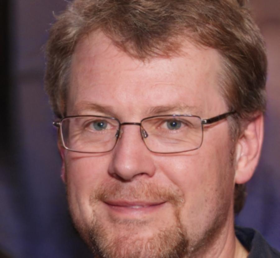 Lukas Freund, Finanzcontroller